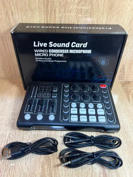LIVE SOUND CARD M6 - ميكروفونات بالجملة Errayhany Grossiste المغرب