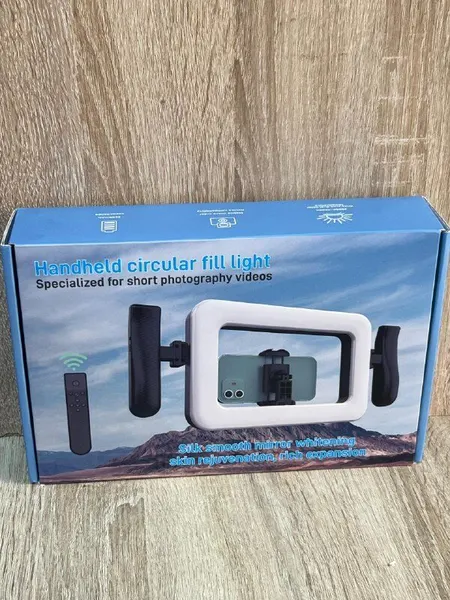 LED CARRE - إكسسوارات السيارة بالجملة Errayhany Grossiste المغرب