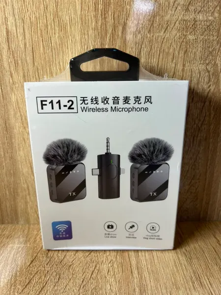 WIRELESS MICROPHONE F11-2 - ميكروفونات بالجملة Errayhany Grossiste المغرب